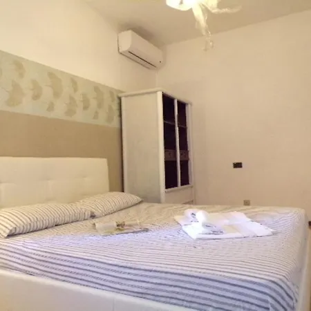 Apartamento Villetta Mazzini Front - Happy